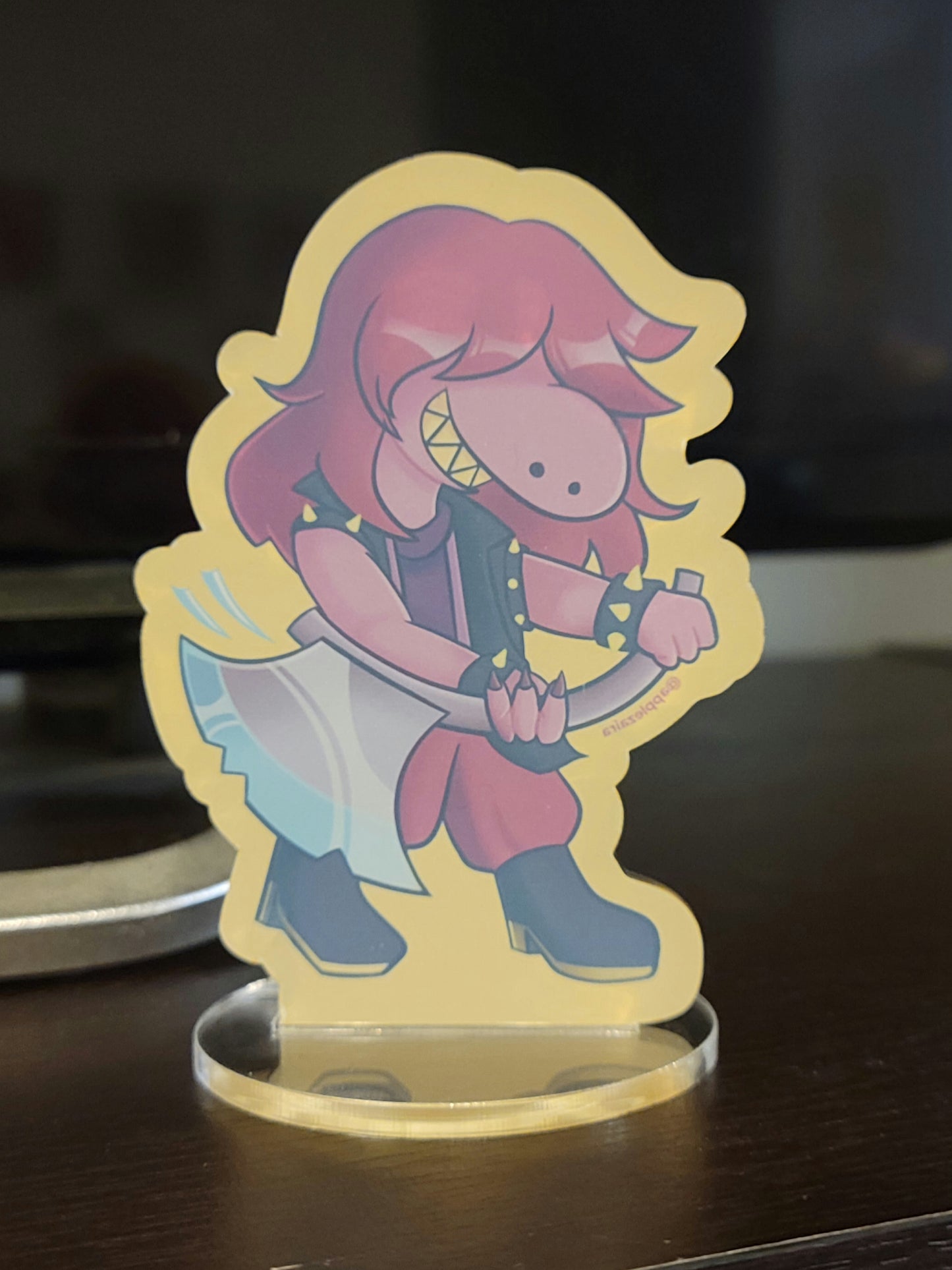 Susie Standee